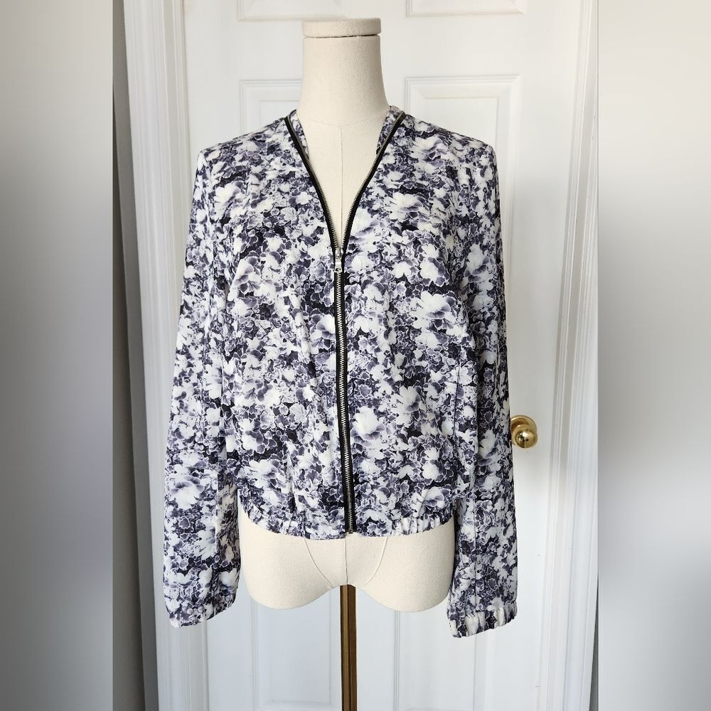 2/$15 - H&M Floral Bomber Style Jacket - Size 8